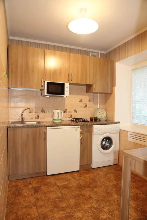 Ukrainian Hotel Service Apartments Kiev Ngoại thất bức ảnh